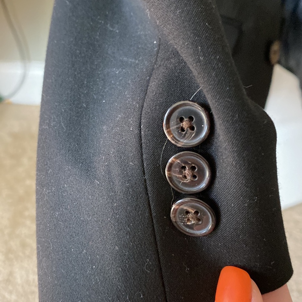 Black blazer - Picture 3 of 4